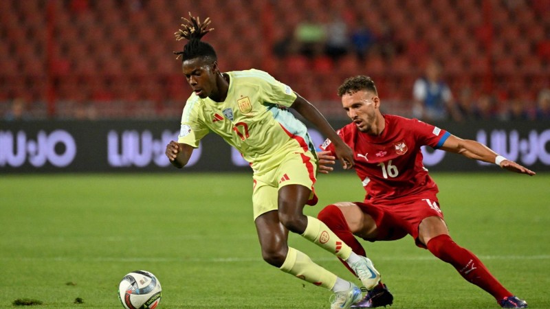 Tây Ban Nha vượt trội hoàn toàn so với Serbia